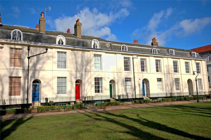 4 Bedroom Terraced House To Rent In Dane John Gardens, Canterbury, CT1