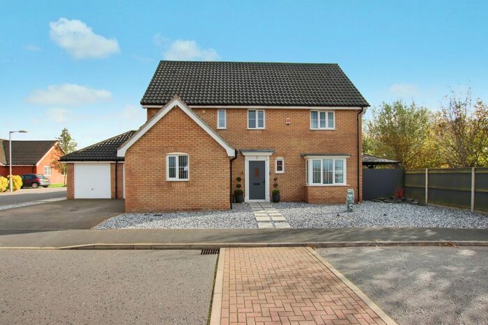 4 Bedroom Detached House For Sale In Paul Engelhard Way, Cawston, Norwich, NR10