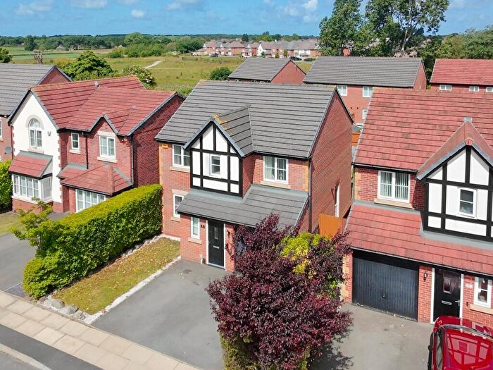 4 Bedroom Detached House For Sale In Edison Close, Formby, Liverpool, L37