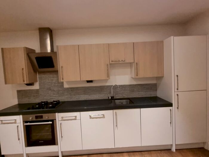 2 Bedroom Flat To Rent In London Road, North Cheam, SM3