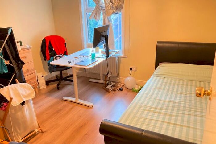 1 Bedroom Flat To Rent In Very Near Carlton Gardens Area, Ealing Broadway West, W5