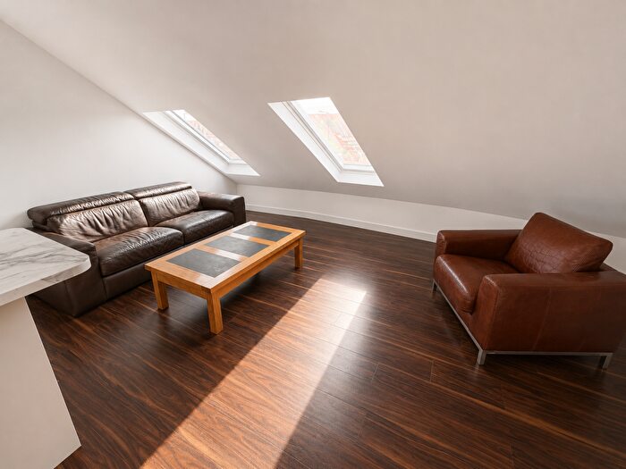 2 Bedroom Flat To Rent In Apartment, Shoreham Street, Sheffield, S1