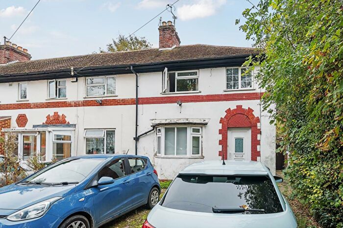 4 Bedroom Semi-Detached House To Rent In Gipsy Lane, Headington, Student Bedroom, OX3