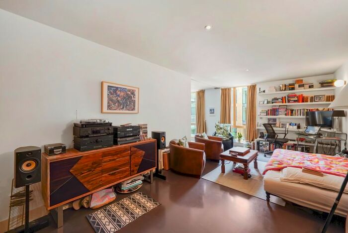 1 Bedroom Flat To Rent In Drysdale Street, Hoxton Square, N1