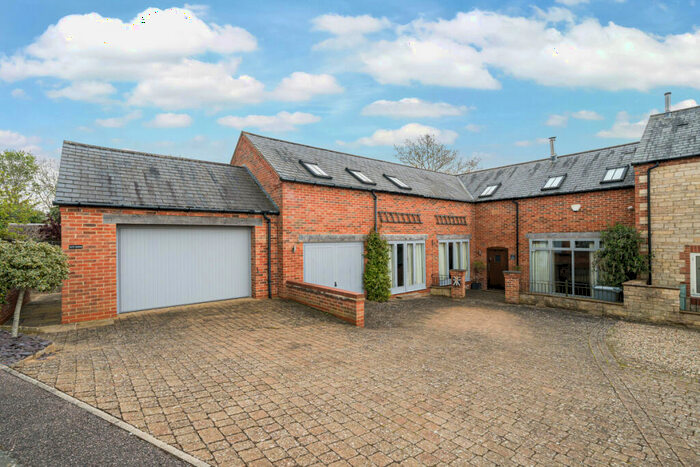 4 Bedroom Barn Conversion For Sale In West Lane, Oakham, LE15