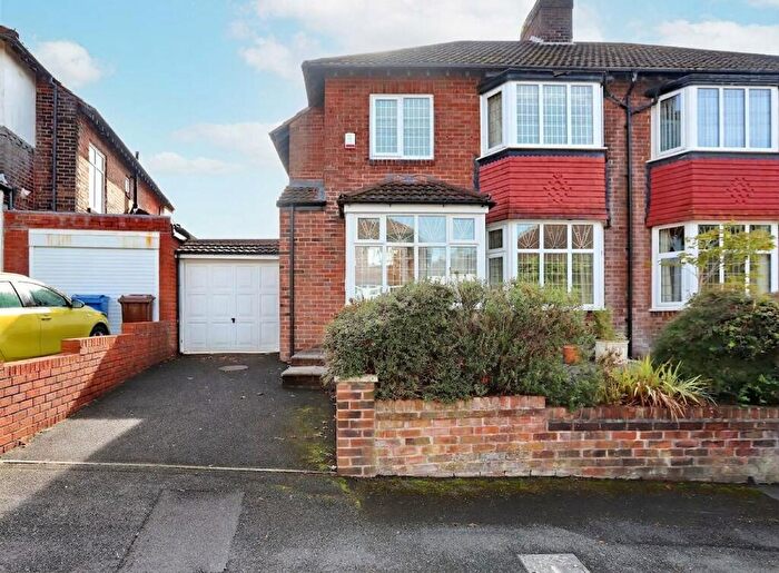 3 Bedroom Semi-Detached House For Sale In Ladythorne Drive, Prestwich, M25