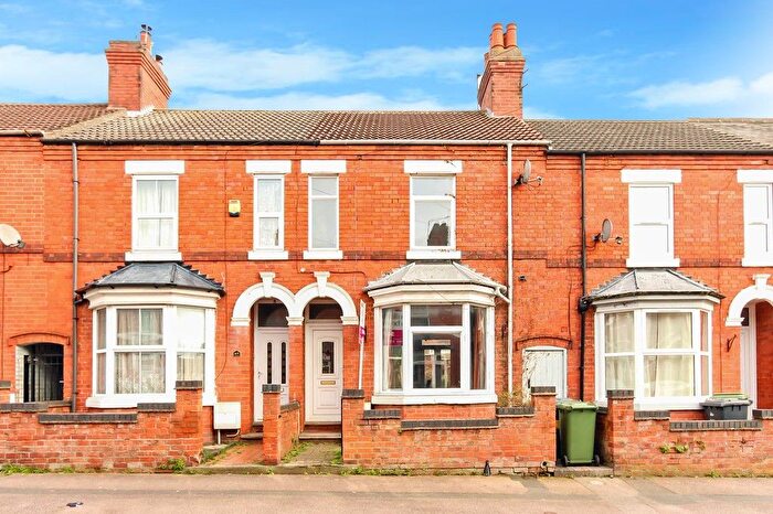 3 Bedroom Terraced House To Rent In Thomas Street, Wellingborough, NN8
