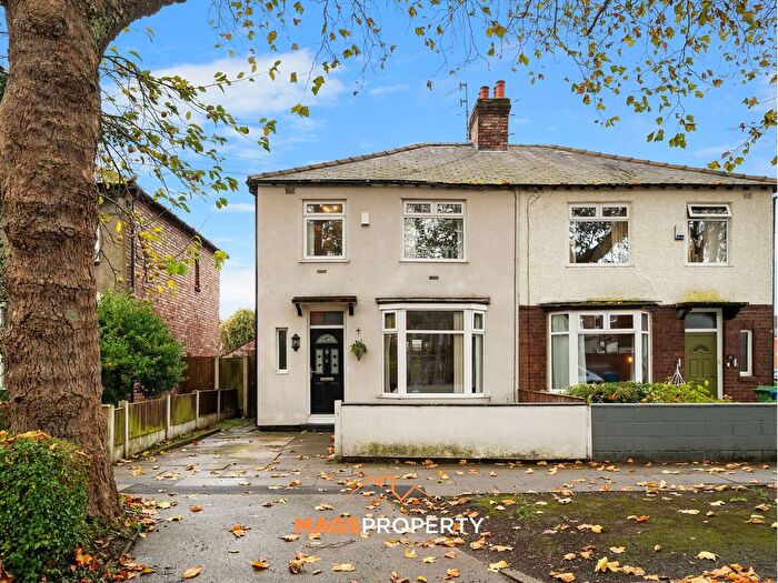 3 Bedroom Semi-Detached House For Sale In Whitehedge Road, Liverpool, L19