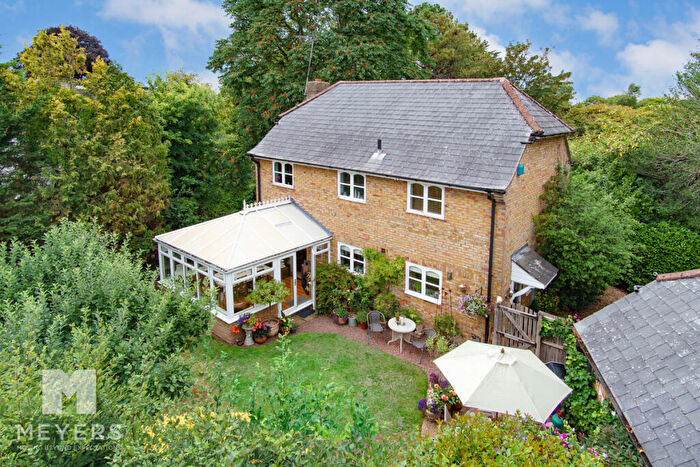 4 Bedroom Detached House For Sale In Salisbury Road | Ringwood |, BH24