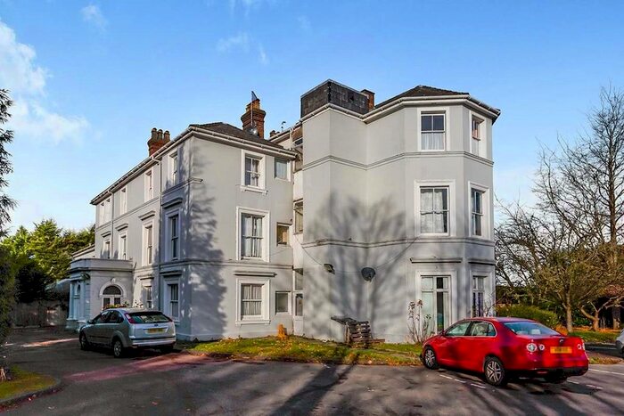 1 Bedroom Flat To Rent In Sunhill Place High Street, Pembury, Tunbridge Wells, Kent TN2