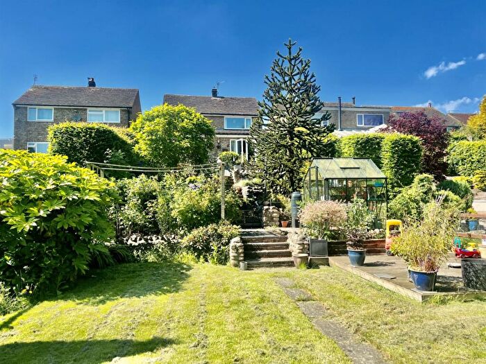 4 Bedroom Detached House For Sale In Gate Lane, Low Coniscliffe, DL2