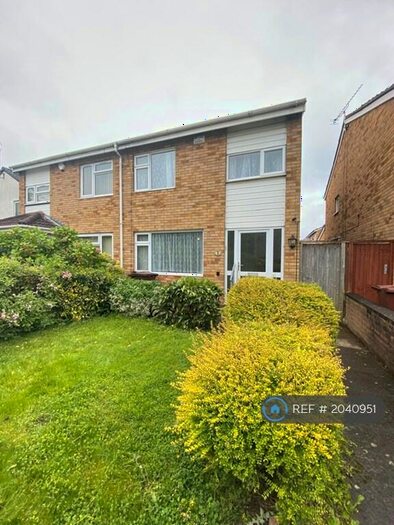 3 Bedroom Semi-Detached House To Rent In Greenfinch Road, Birmingham, B36