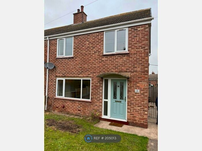 3 Bedroom Semi-Detached House To Rent In Fleming Avenue, Tuxford, Newark, NG22