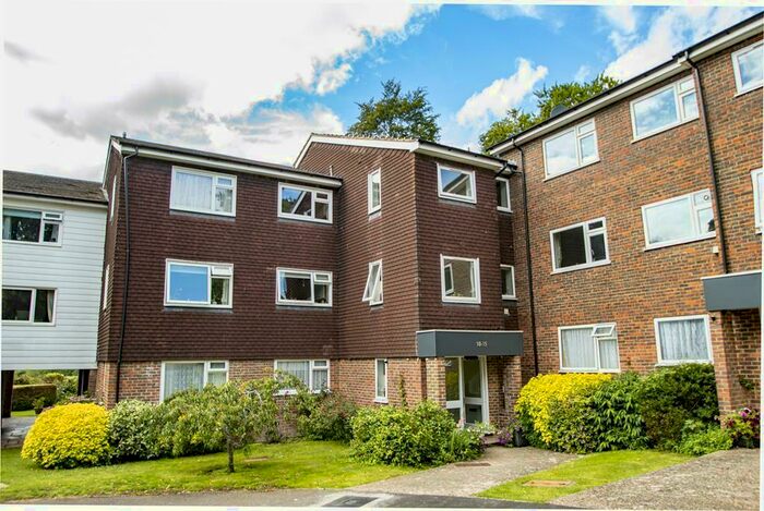 2 Bedroom Property To Rent In Cariad Court, Cleeve Road, Goring On Thames, Oxfordshire, RG8
