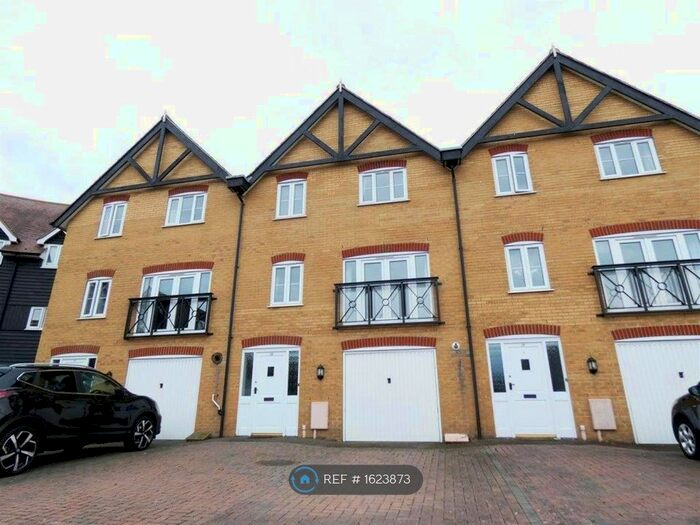 4 Bedroom Terraced House To Rent In Bluefield Mews, Whitstable, CT5