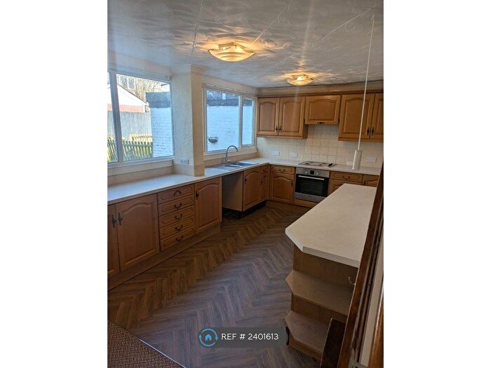 3 Bedroom End Of Terrace House To Rent In Stapleford Croft, Birmingham, B14