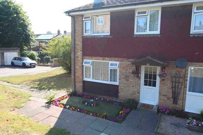 3 Bedroom End Of Terrace House For Sale In Willowdene Close, Ashley, New Milton, BH25