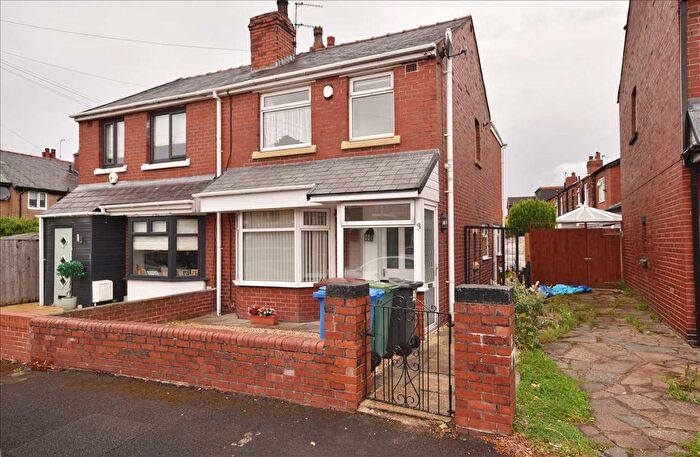 3 Bedroom Semi-Detached House For Sale In Oakwood Road, Chorley, PR7