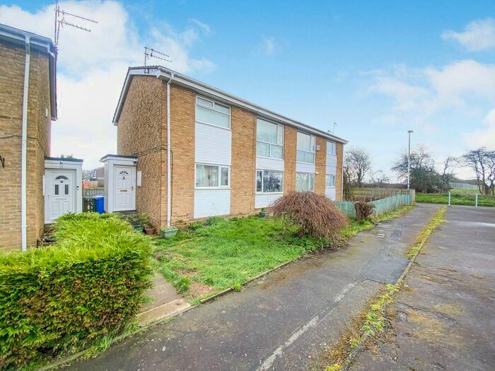 2 Bedroom Flat To Rent In Lowther Square, Cramlington, NE23