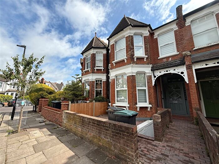 2 Bedroom Flat To Rent In Coniston Road, London, N10