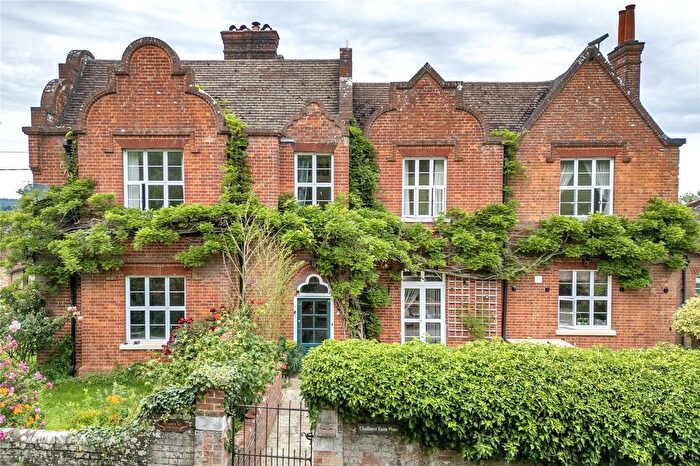 Semi-Detached House For Sale In Coldharbour Lane, Dorking, Surrey, RH4