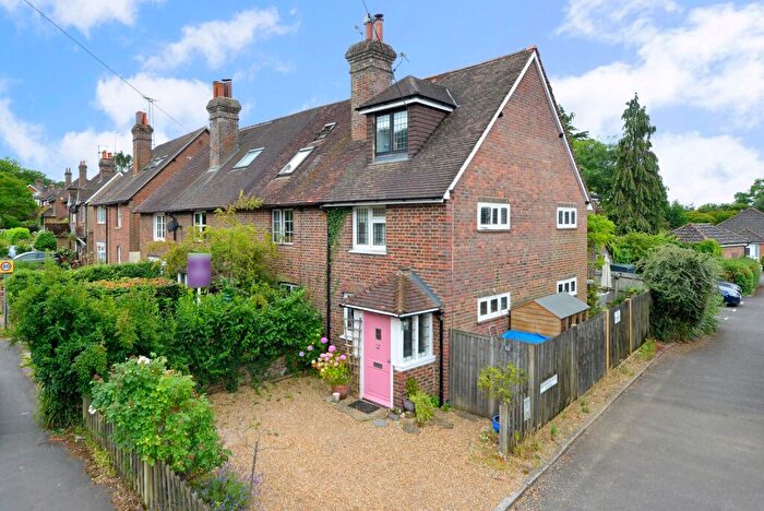 3 Bedroom End Of Terrace House For Sale In The Street, Ewhurst, GU6