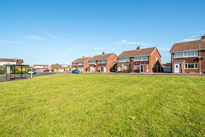3 Bedroom Semi-Detached House For Sale In Sywell Road, Stratton St Margaret, Swindon, SN3