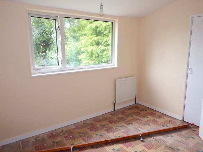 3 Bedroom Terraced House For Sale In Long Leaves, Stevenage, Hertfordshire, SG2