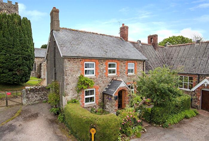 2 Bedroom Cottage For Sale In Coldridge, Crediton, EX17
