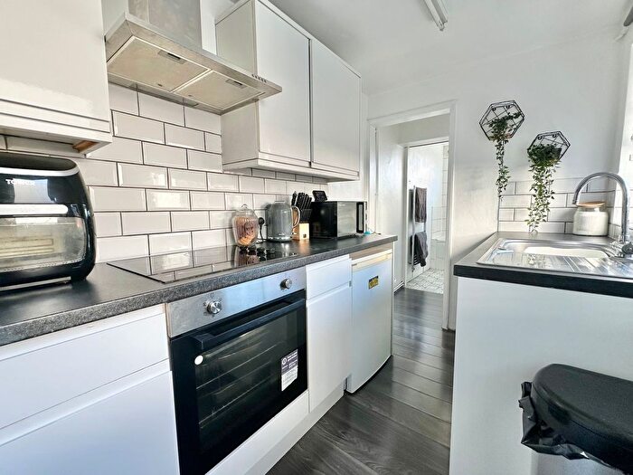 2 Bedroom Terraced House For Sale In Little Common Road, Bexhill-On-Sea, TN39