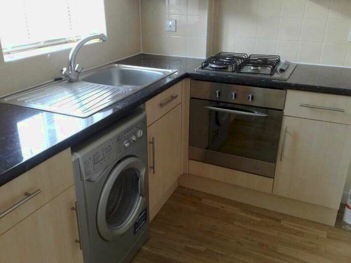 1 Bedroom Flat To Rent In Buxton Road, Town Centre, LU1
