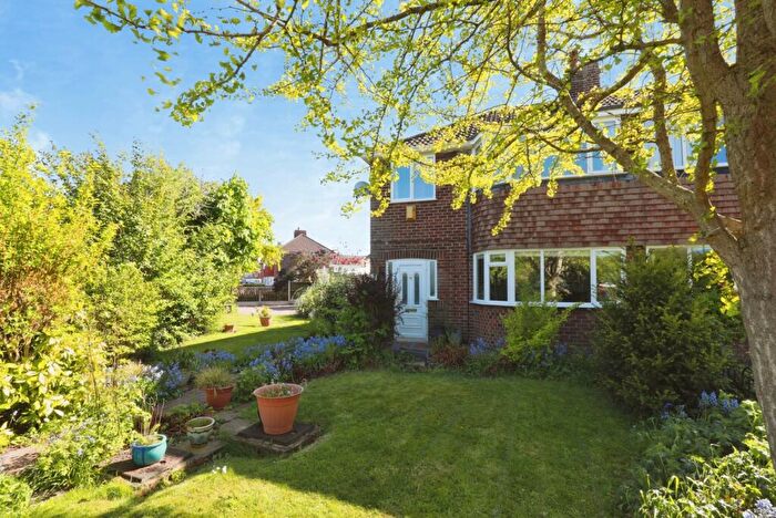 3 Bedroom Semi-Detached House For Sale In Stanhope Avenue, Crewe, Cheshire, CW1