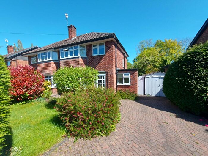 3 Bedroom Semi Detached House For Sale In Dean Drive, Wilmslow, Cheshire, SK9