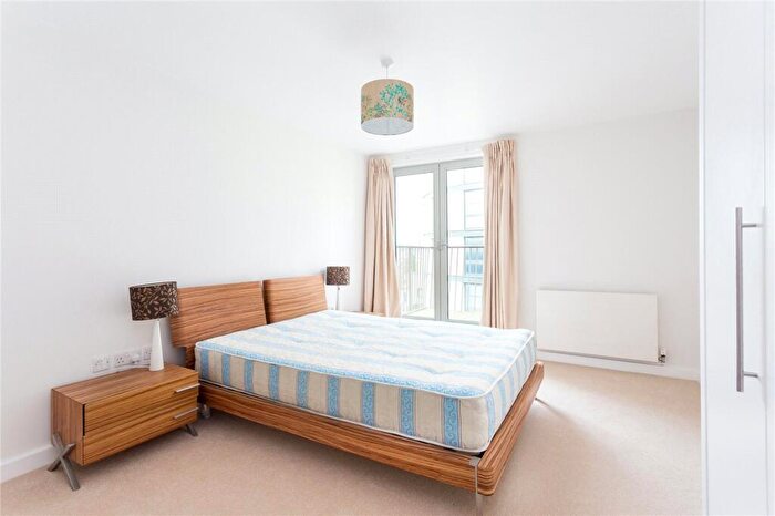 2 Bedroom Apartment To Rent In Carronade Court, Eden Grove, London, N7