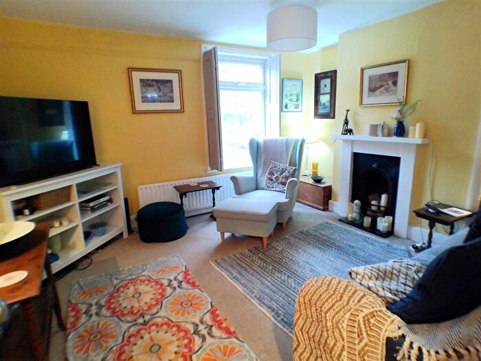 2 Bedroom Terraced House For Sale In Main Street, East Bridgford, NG13