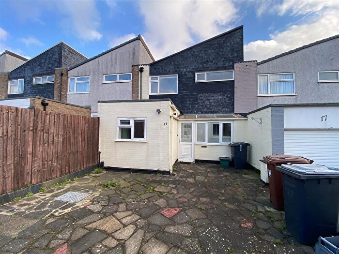 4 Bedroom Terraced House To Rent In Hyde Avenue, Potters Bar, Herts, EN6