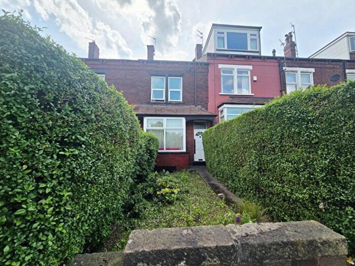 3 Bedroom Terraced House For Sale In Meanwood Road, Meanwood, Leeds, LS6