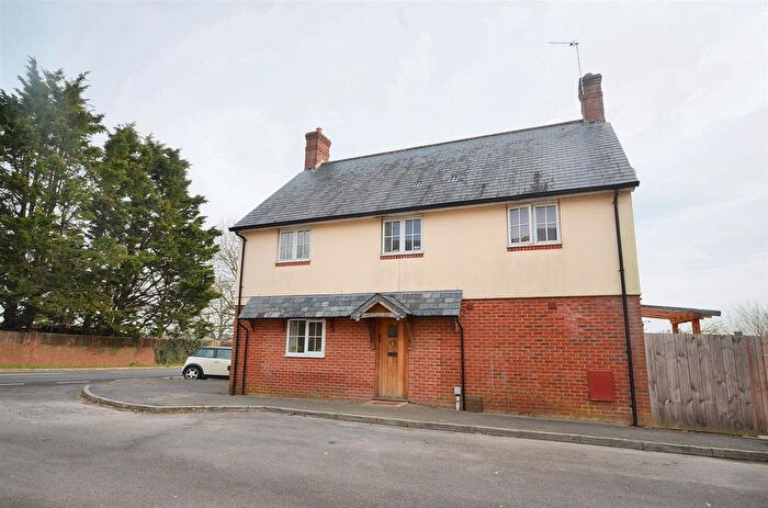 2 Bedroom Flat For Sale In Ridge View, Lydlinch, Sturminster Newton, DT10