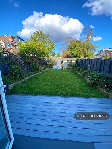 3 Bedroom Semi-Detached House To Rent In Birkbeck Road, London, NW7