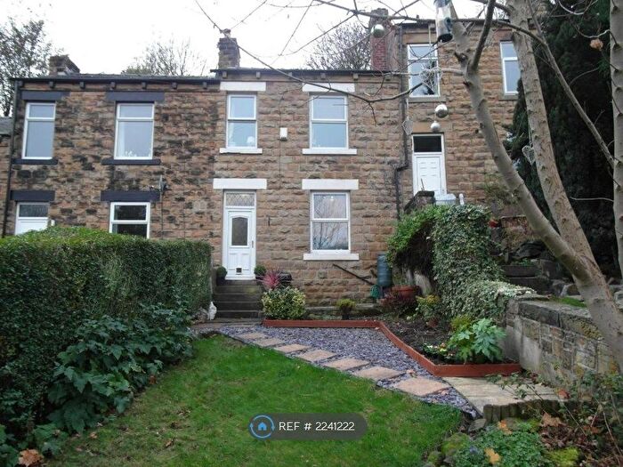 2 Bedroom Terraced House To Rent In Primrose Hill, Batley, WF17