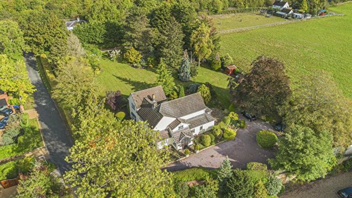 4 Bedroom Detached House For Sale In Staines Green, Hertford, SG14