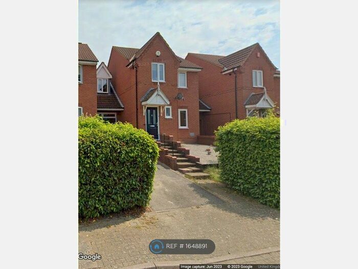 4 Bedroom Semi-Detached House To Rent In Brill Place, Bradwell Common, Milton Keynes, MK13