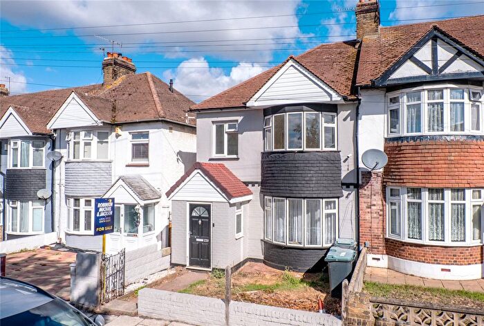 3 Bedroom Semi-Detached House For Sale In Old Road East, Gravesend, Kent, DA12