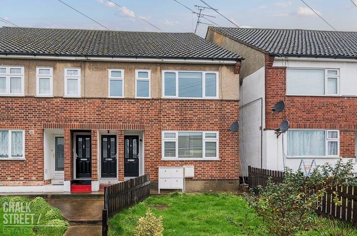 2 Bedroom Maisonette To Rent In Ethelburga Road, Harold Wood, RM3