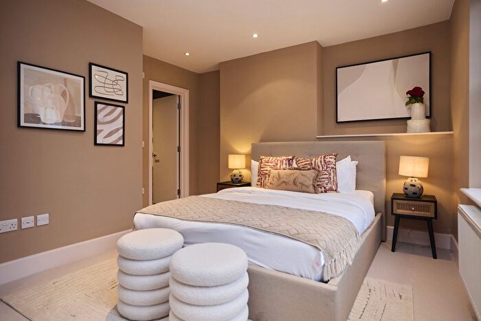 2 Bedroom Flat To Rent In Brick Lane, London, E1