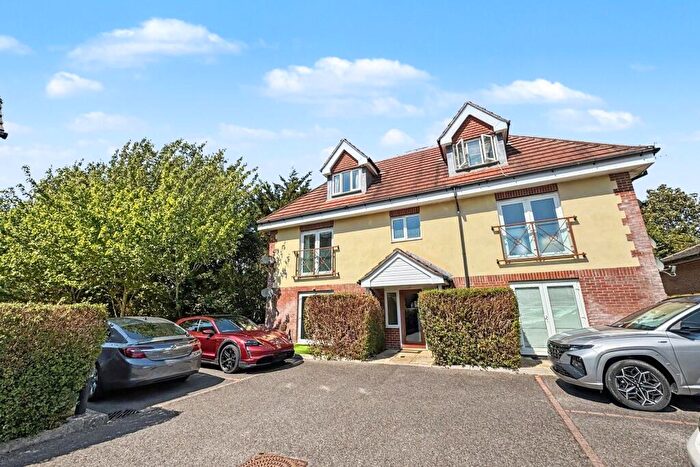 3 Bedroom Flat For Sale In Branksome, BH12