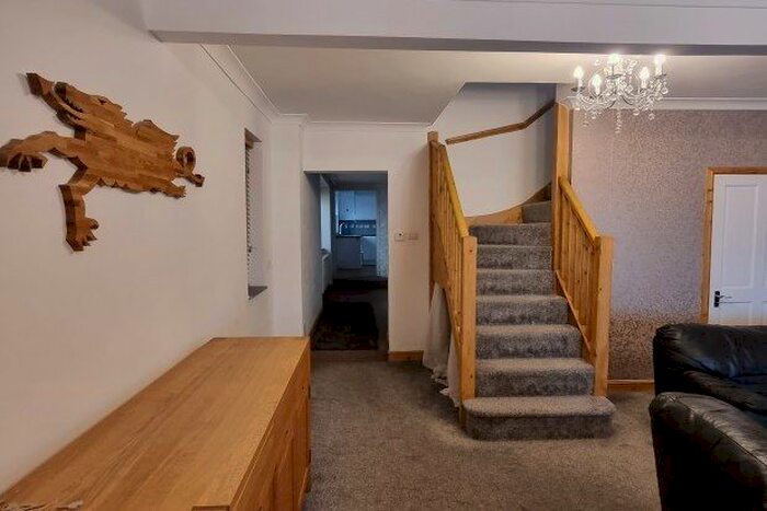 5 Bedroom Property To Rent In Heol Y Gors, Ammanford, SA18