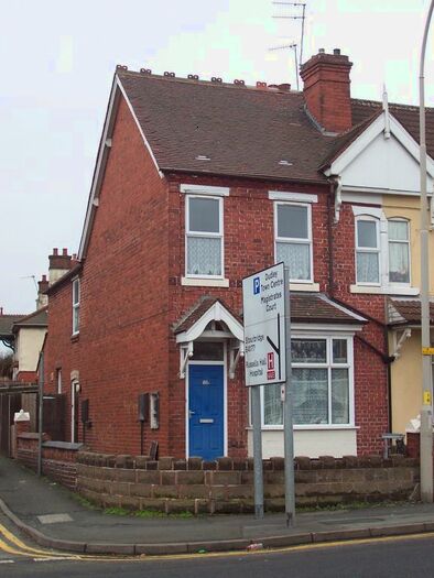 1 Bedroom Maisonette To Rent In Blowers Green Road, Dudley, DY2