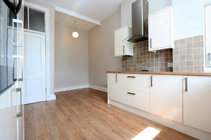 1 Bedroom Flat To Rent In Novar Drive, Glasgow, G12
