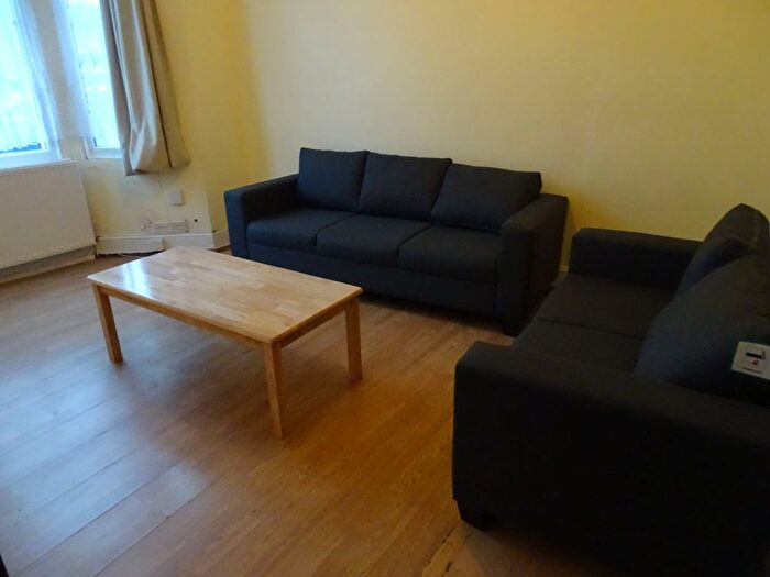 3 Bedroom Terraced House To Rent In Tachbrook Road, Southall, UB2